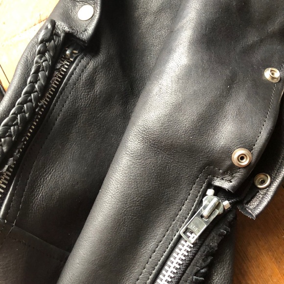 Hot leathers black braided fringe biker chaps - Picture 4 of 7